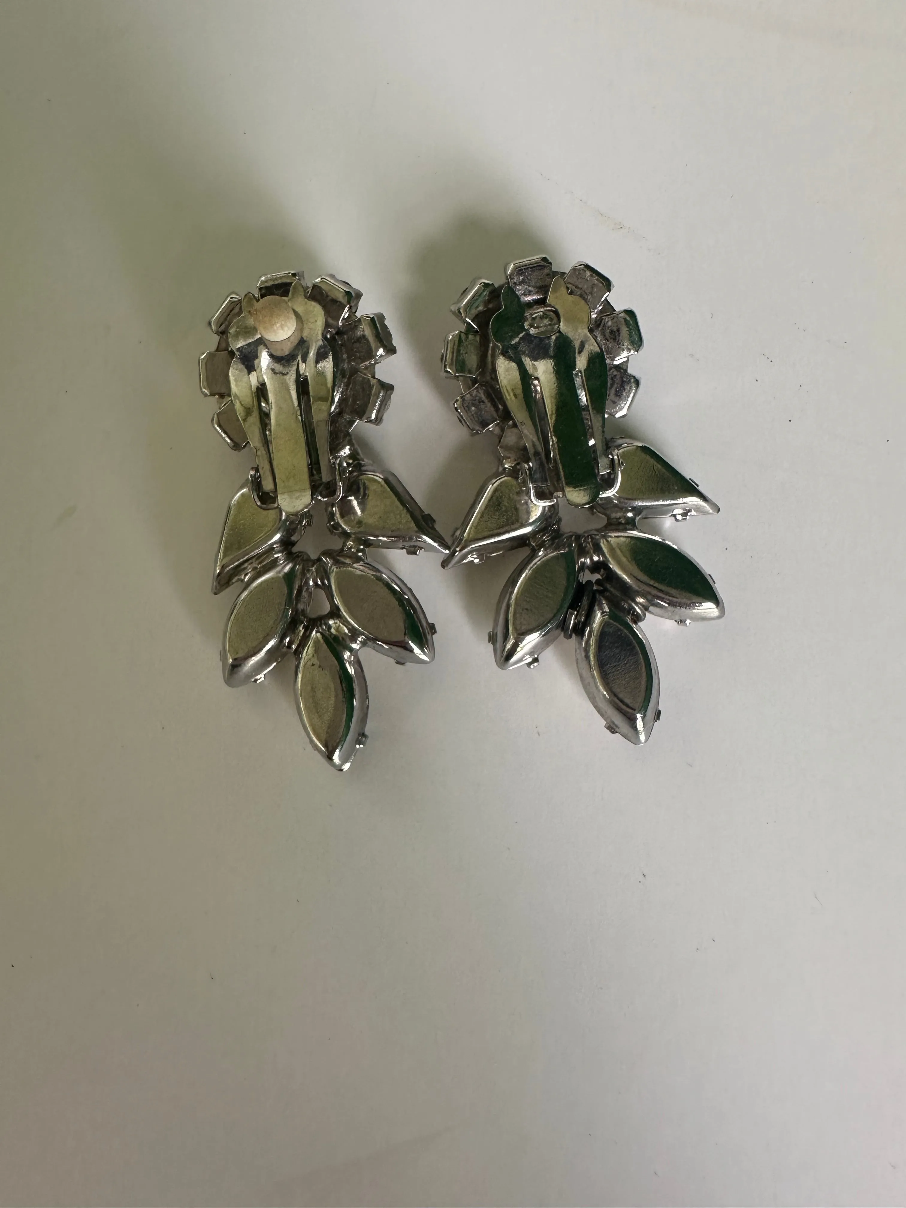 2 Vintage glamour Art Deco clear Rhinestones clip on earrings 1950s