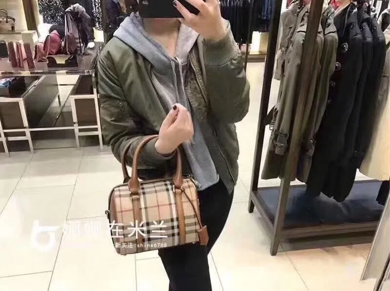 Burberry Bags - BG Bags - 1017