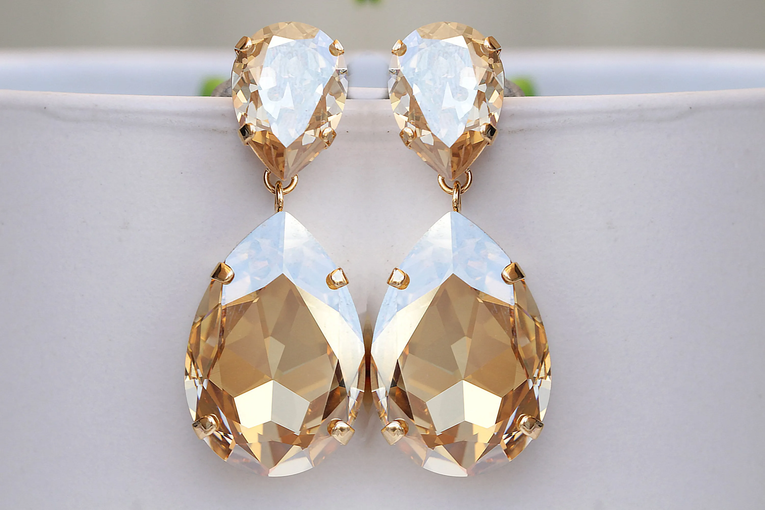 CHAMPAGNE CHANDELIER EARRINGS,