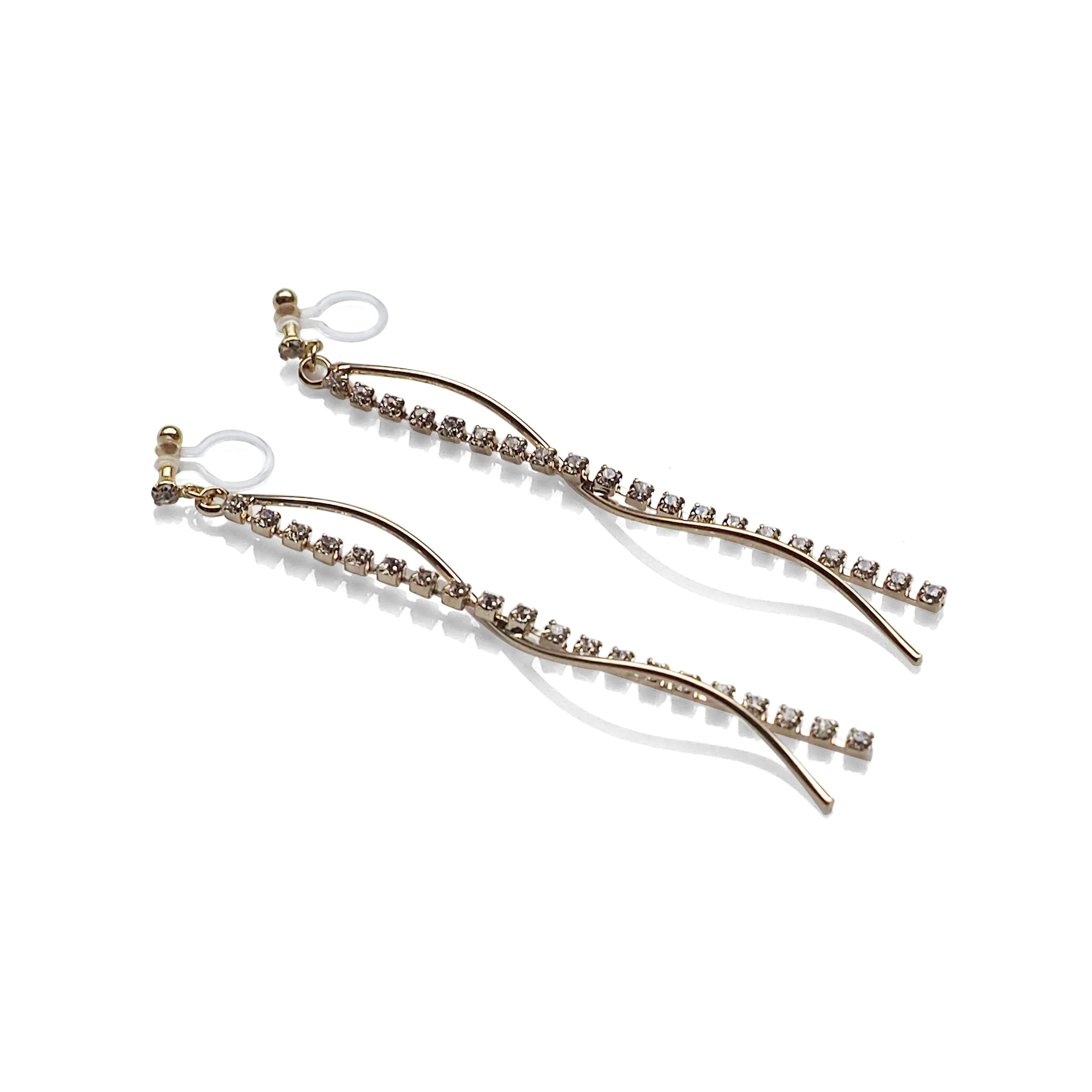 Copy of Dangle rhinestone chain and wave bar invisible clip on earrings ( Gold tone )