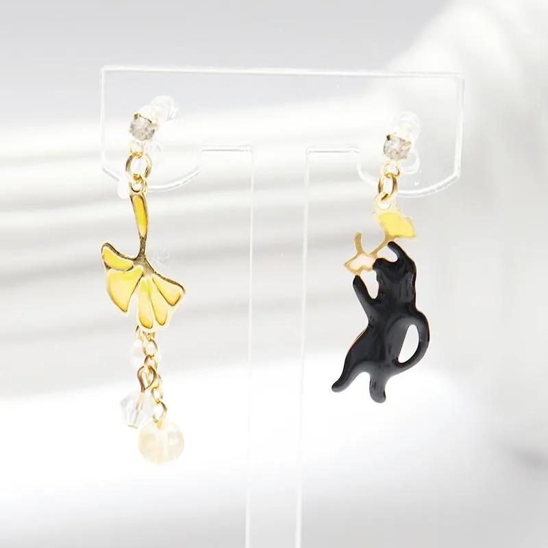 Dangle Black Cat Yellow Ginkgo Leaf Gold Invisible Clip On Earrings