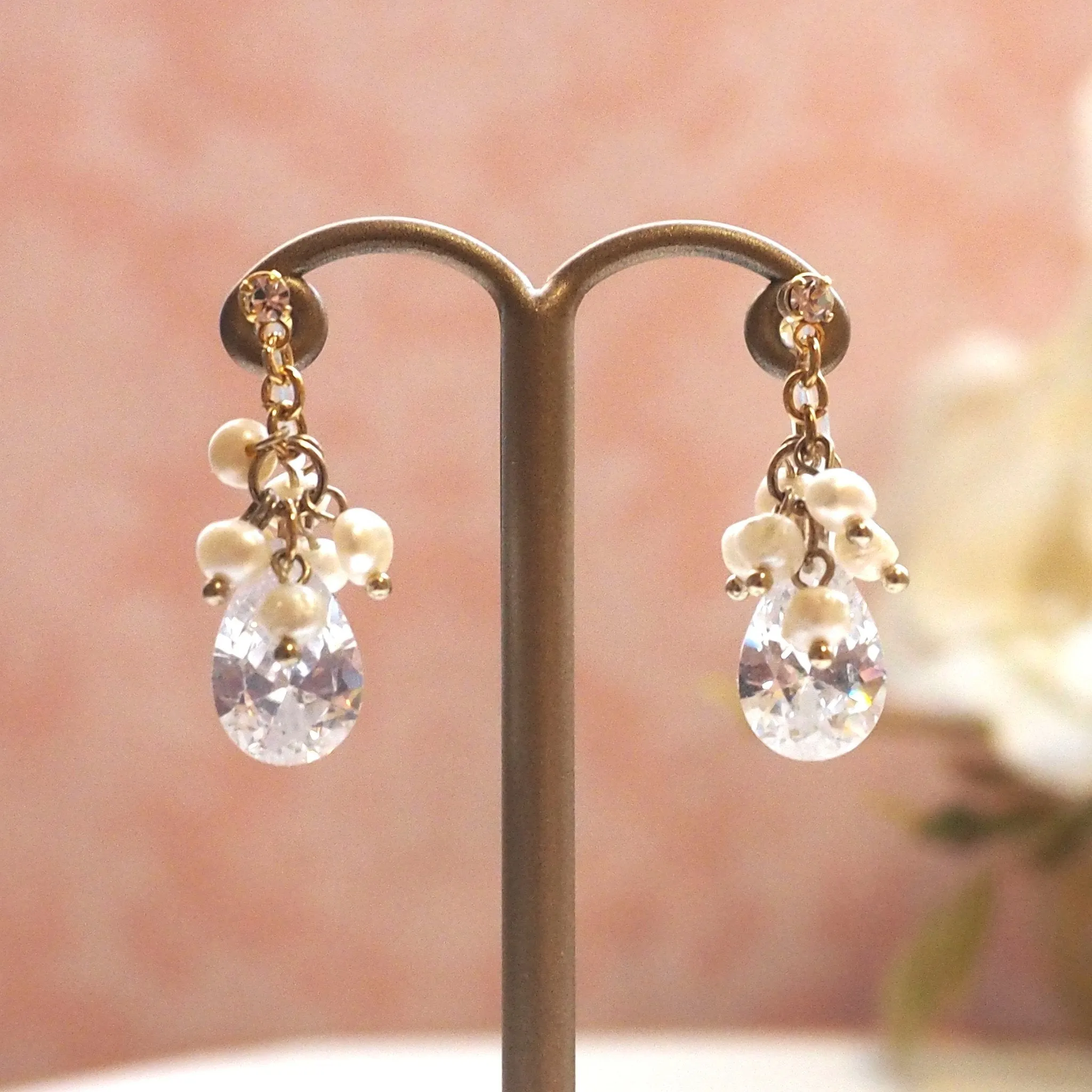 Freshwater pearl and cubic zirconia invisible clip on earrings