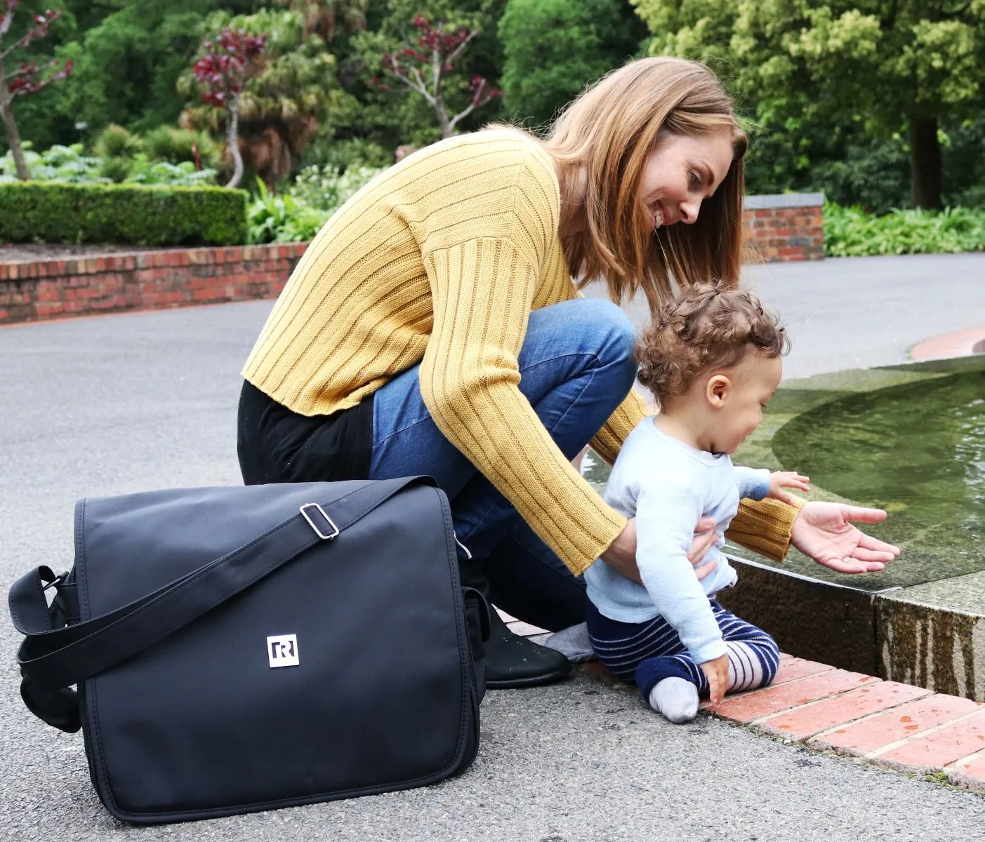 Ryco Everyday Messenger Bag - Black