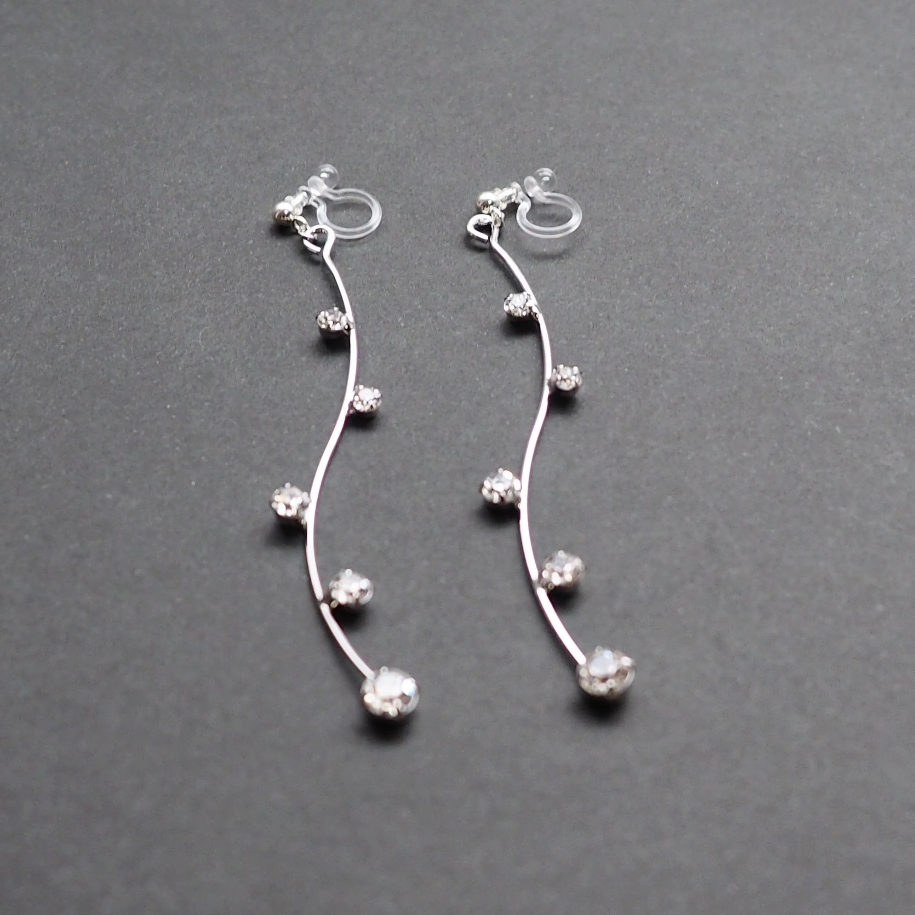 Silver waved bar rhinestone crystal dangle invisible clip on earrings