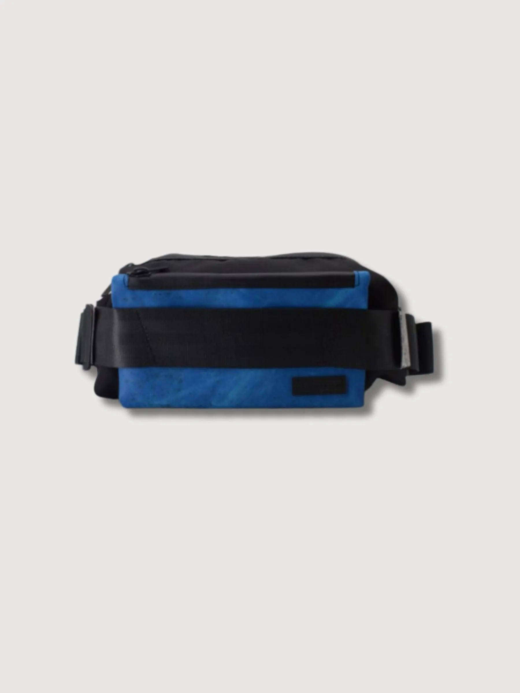 Sling Bag F650 Dixon Blue In Used Truck Tarps | Freitag