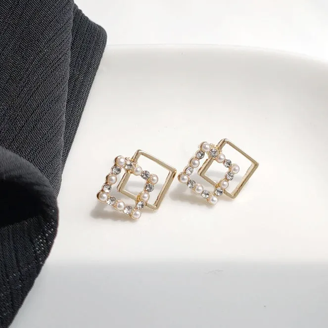 Square Clear Crystal Rhinestone White Pearl Invisible Clip On Stud Earrings